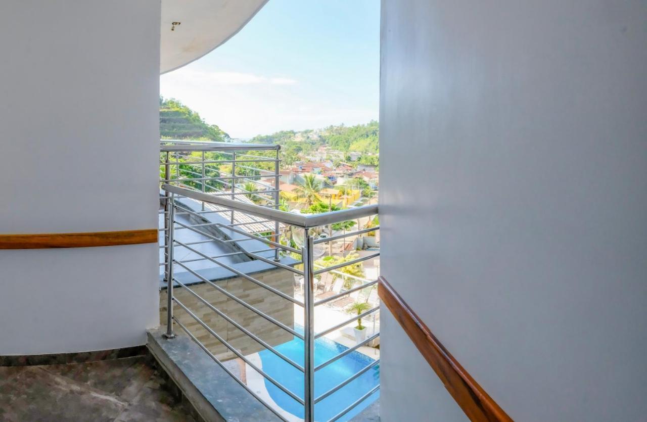 Hospedaria Vitoria Mar Ubatuba Exterior photo
